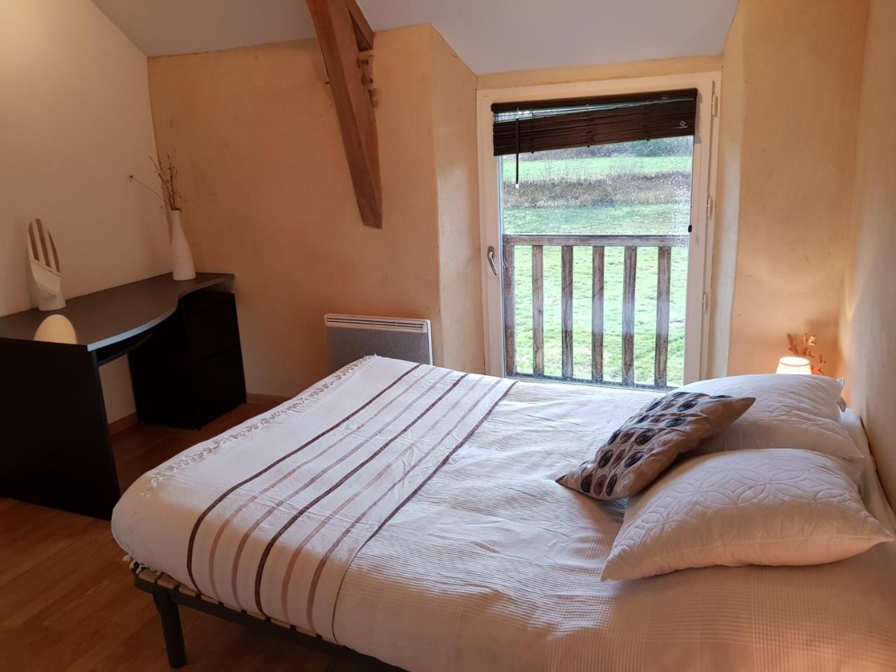 Gite et chambres de la porte du parc Les Iffs Extérieur photo