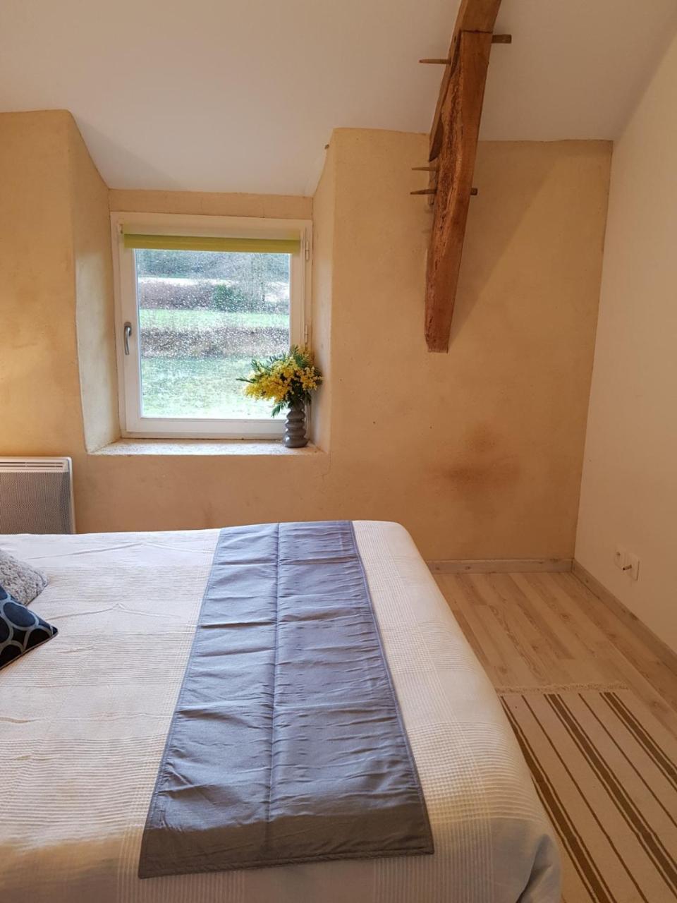 Gite et chambres de la porte du parc Les Iffs Extérieur photo